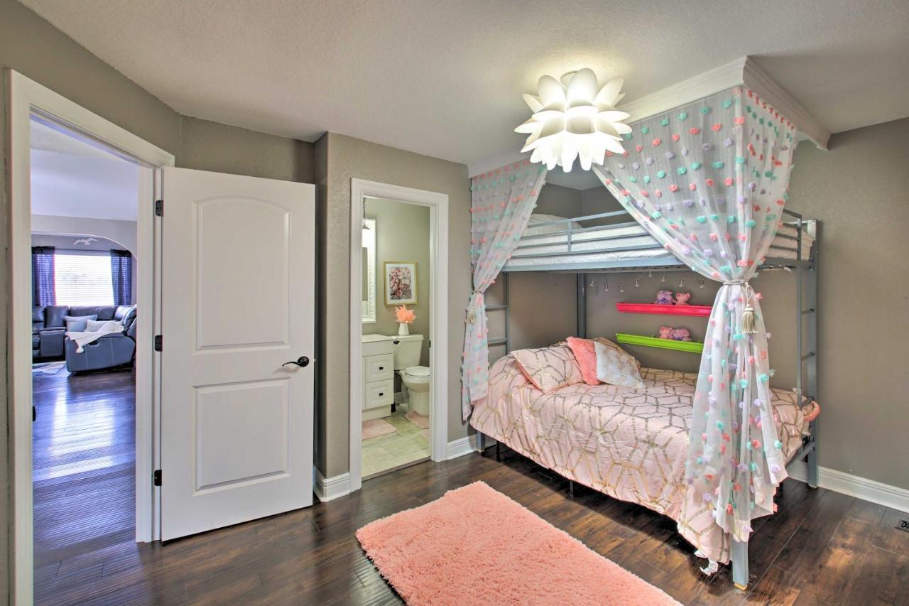 Hot Springs Waterfront Escape With Hot Tub! Exterior foto